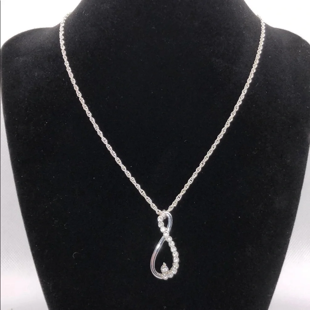Infinity symbol costume pendant and chain